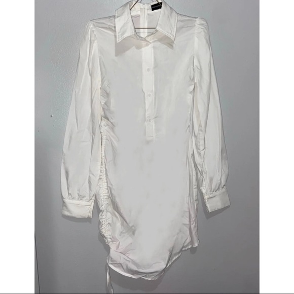 PrettyLittleThing Ruched Dress - Picture 4 of 5